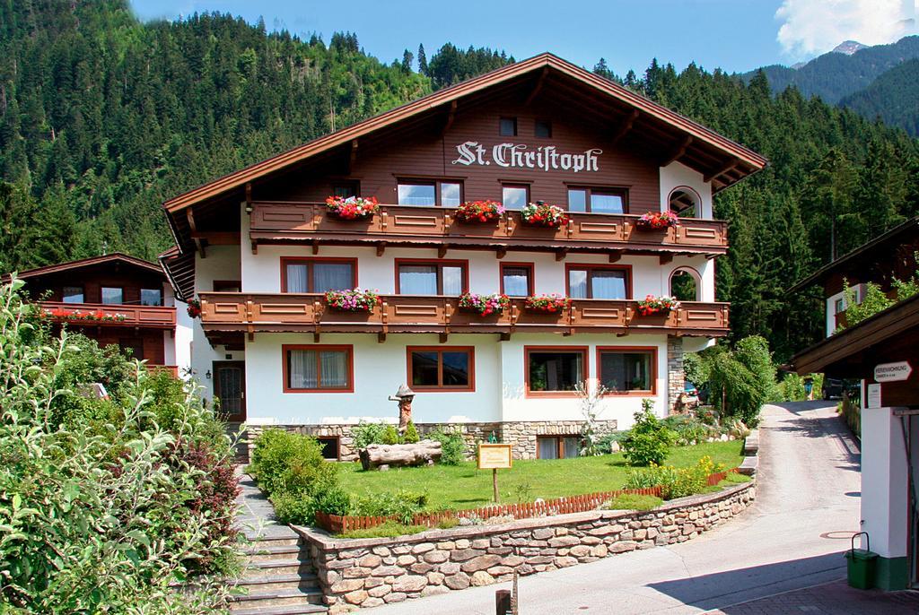 Haus St. Christoph Mayrhofen Exterior photo