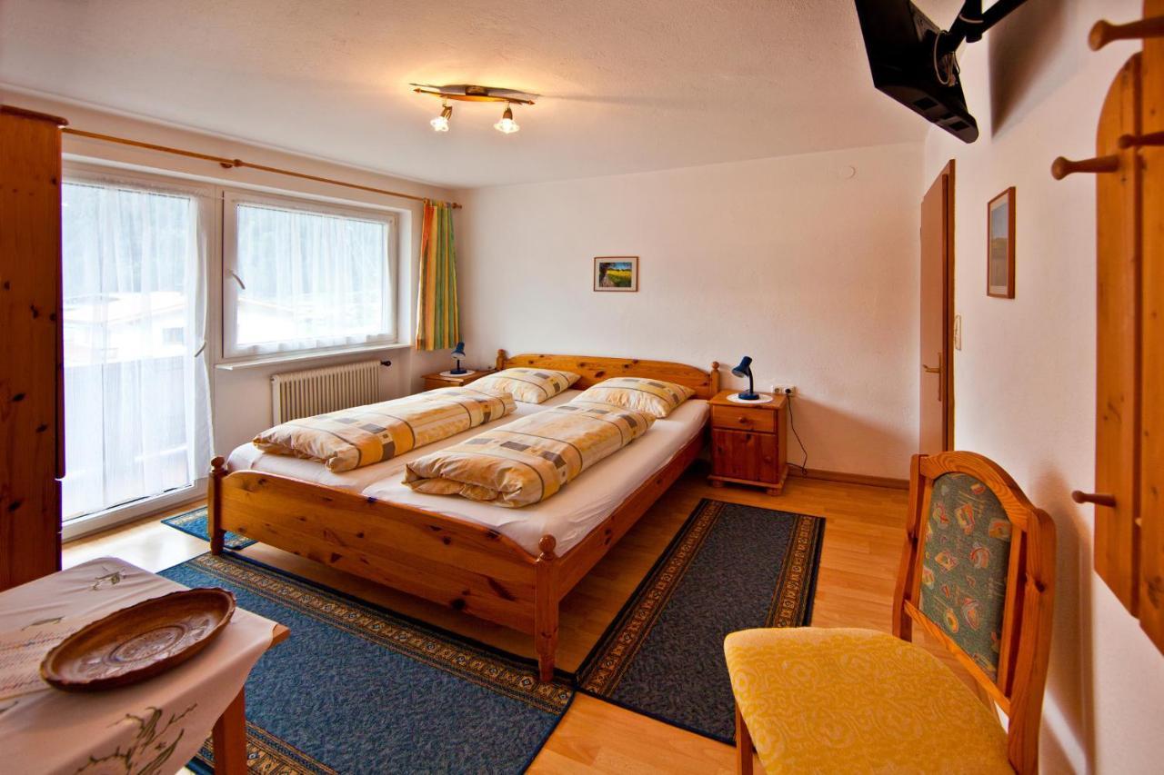 Haus St. Christoph Mayrhofen Exterior photo
